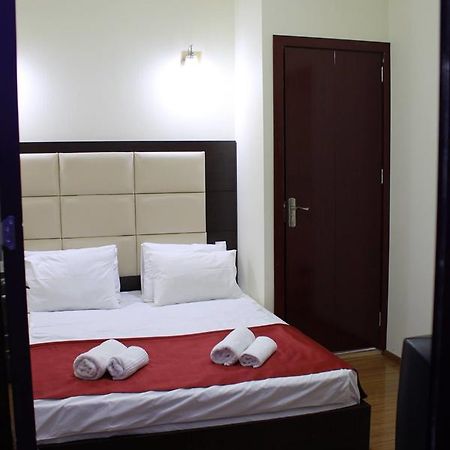 Hotel White Neptun Georgia Tbilisi Zewnętrze zdjęcie