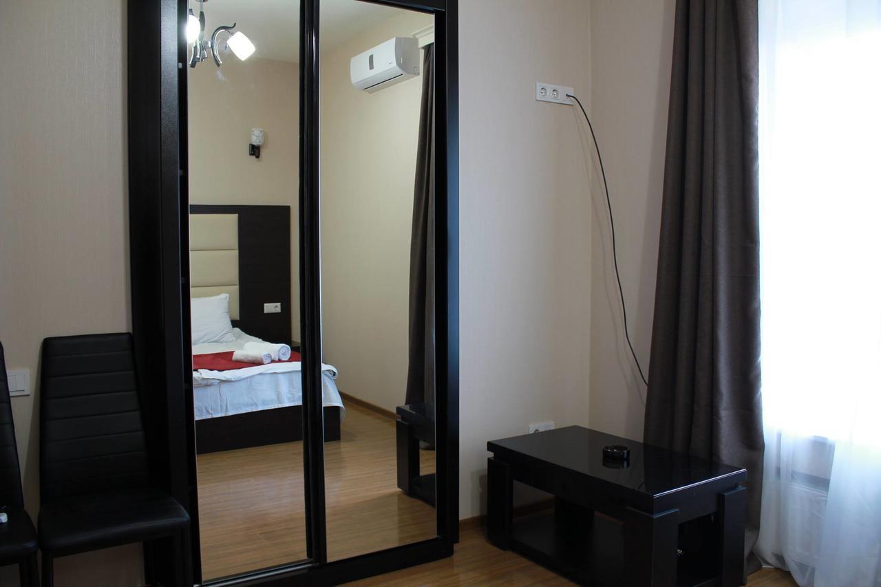 Hotel White Neptun Georgia Tbilisi Zewnętrze zdjęcie