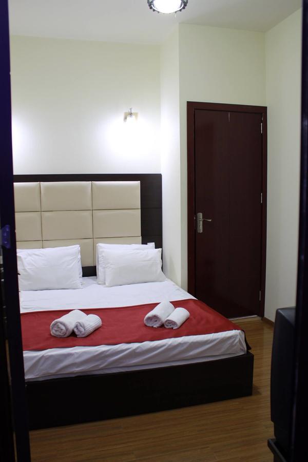 Hotel White Neptun Georgia Tbilisi Zewnętrze zdjęcie