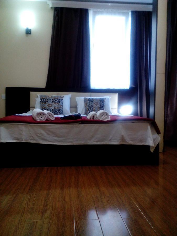 Hotel White Neptun Georgia Tbilisi Zewnętrze zdjęcie