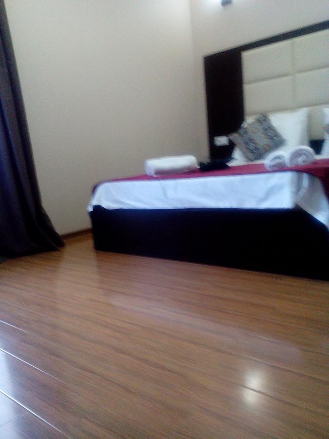 Hotel White Neptun Georgia Tbilisi Zewnętrze zdjęcie